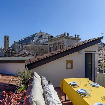 Luxury Apartmán *